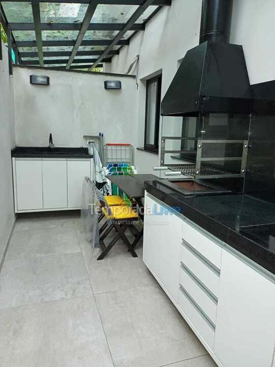 House for vacation rental in Ubatuba (Praia de Itamambuca)