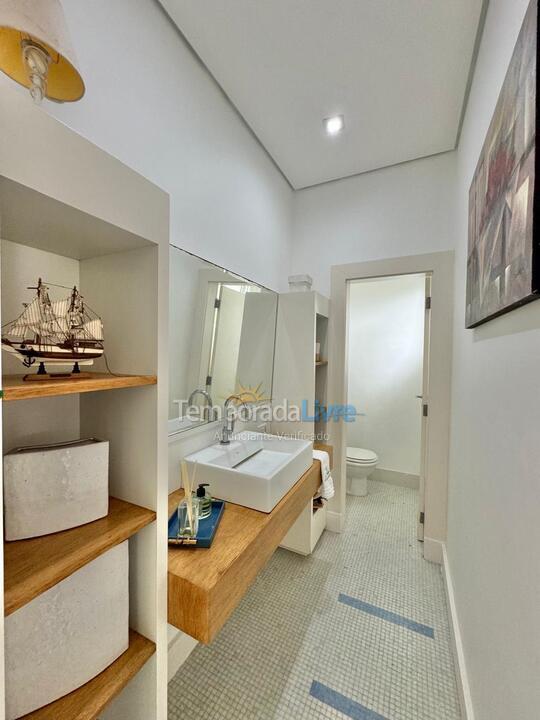 House for vacation rental in São Sebastião (Praia da Baleia)