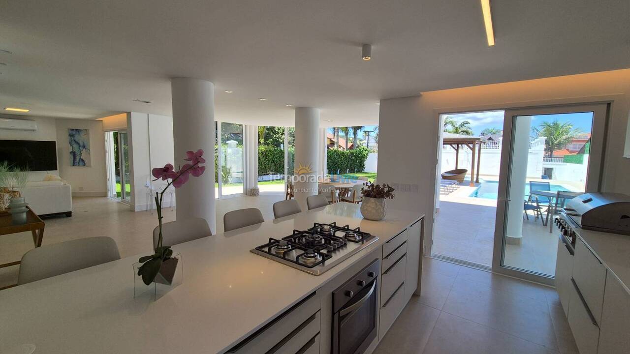 Casa para alquiler de vacaciones em Florianopolis (Jurerê Internacional)