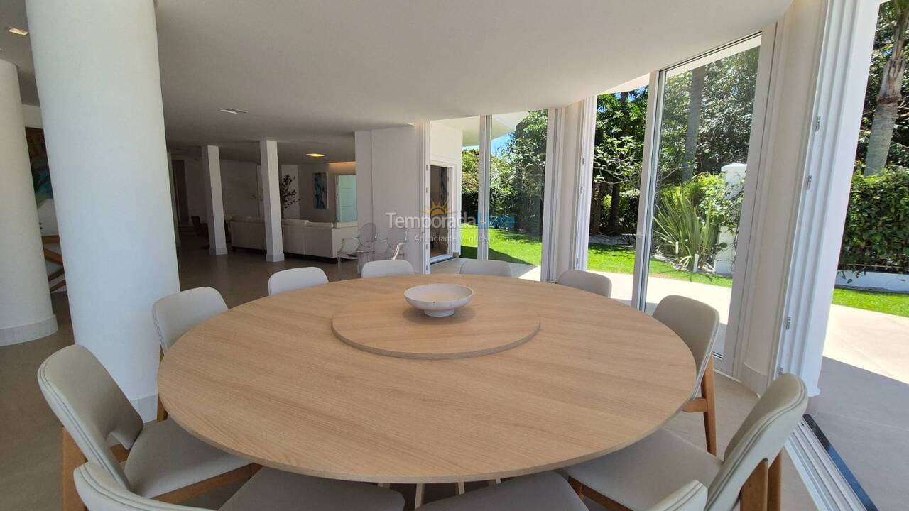 Casa para alquiler de vacaciones em Florianopolis (Jurerê Internacional)