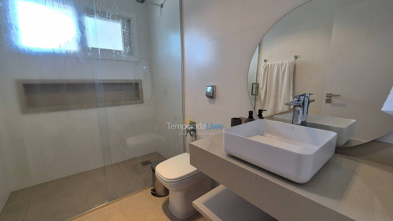 Casa para alquiler de vacaciones em Florianopolis (Jurerê Internacional)