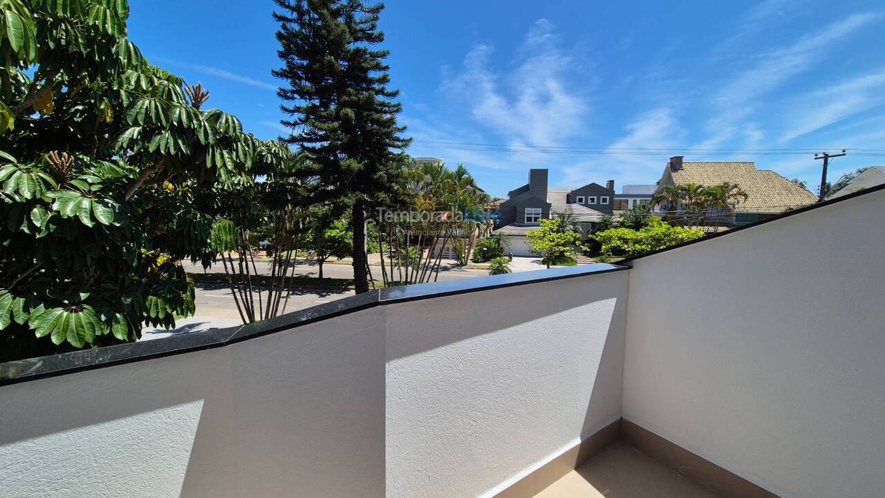 Casa para alquiler de vacaciones em Florianopolis (Jurerê Internacional)