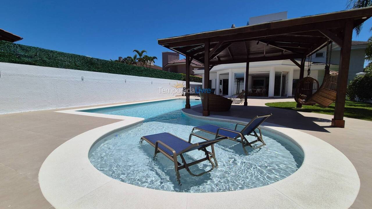 Casa para alquiler de vacaciones em Florianopolis (Jurerê Internacional)
