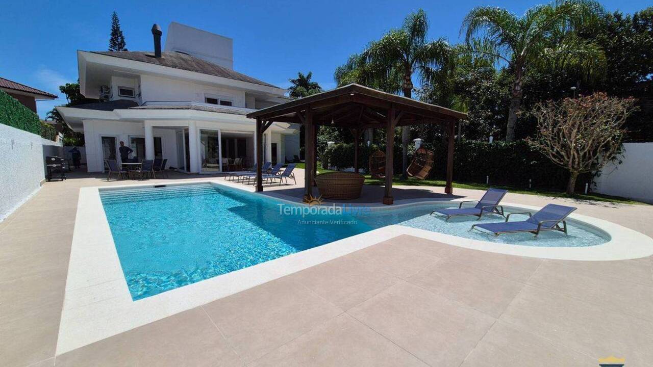 Casa para alquiler de vacaciones em Florianopolis (Jurerê Internacional)