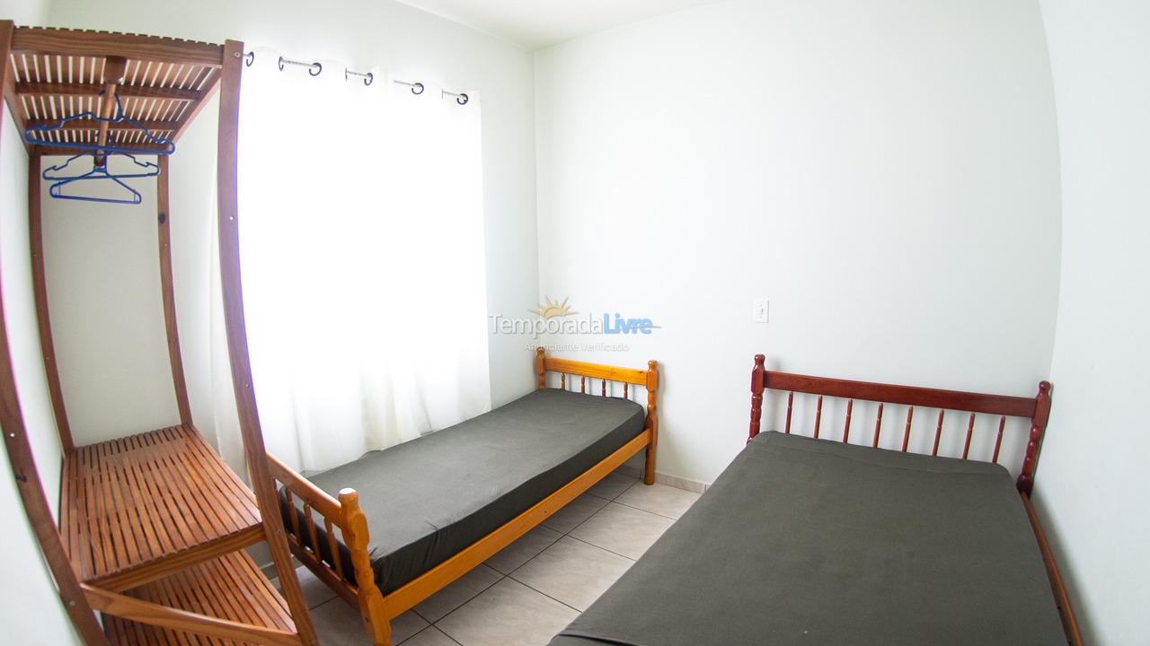 Apartment for vacation rental in Itapoá (Balneário Cambiju)