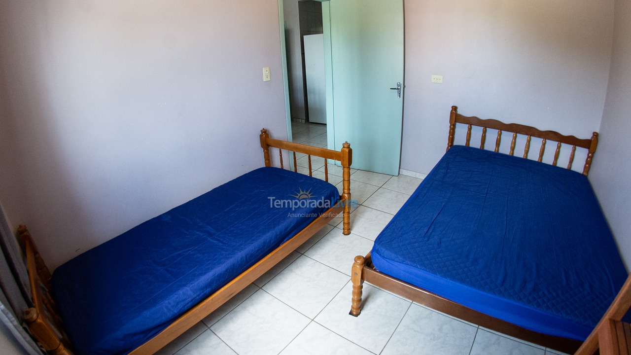Apartment for vacation rental in Itapoá (Balneário Cambiju)