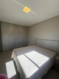 Suíte fundos apto 203