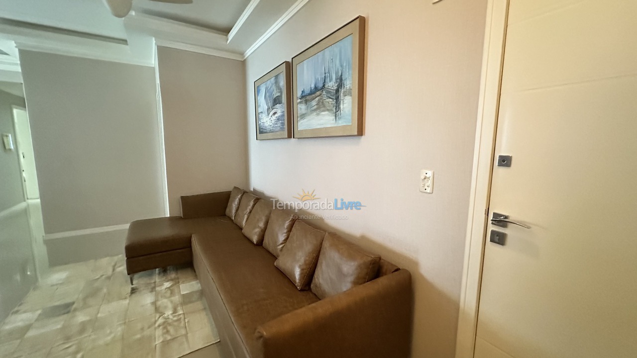 Apartment for vacation rental in Itapema (Meia Praia)