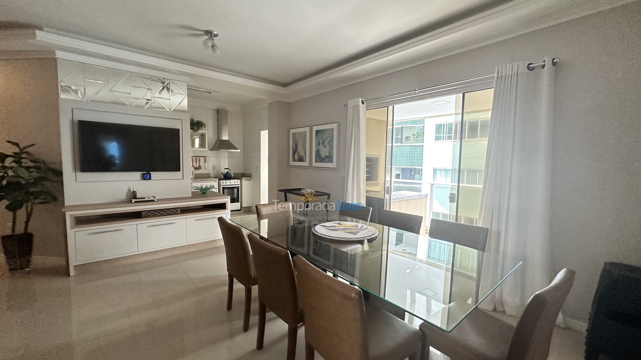 Apartment for vacation rental in Itapema (Meia Praia)