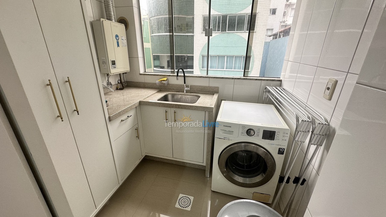 Apartment for vacation rental in Itapema (Meia Praia)