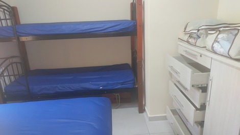 Estupenda casa de una sola planta con piscina, wifi e internet a 100mts de la playa