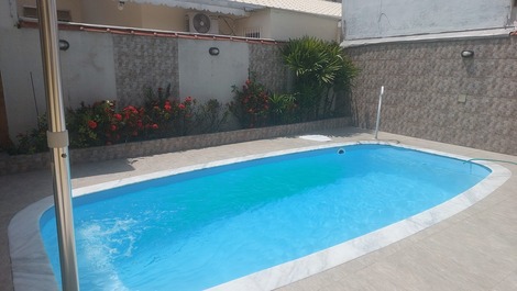 Casa en la Playa de Indaia, a 100 metros de la playa, con piscina, wifi, internet y zona gourmet.