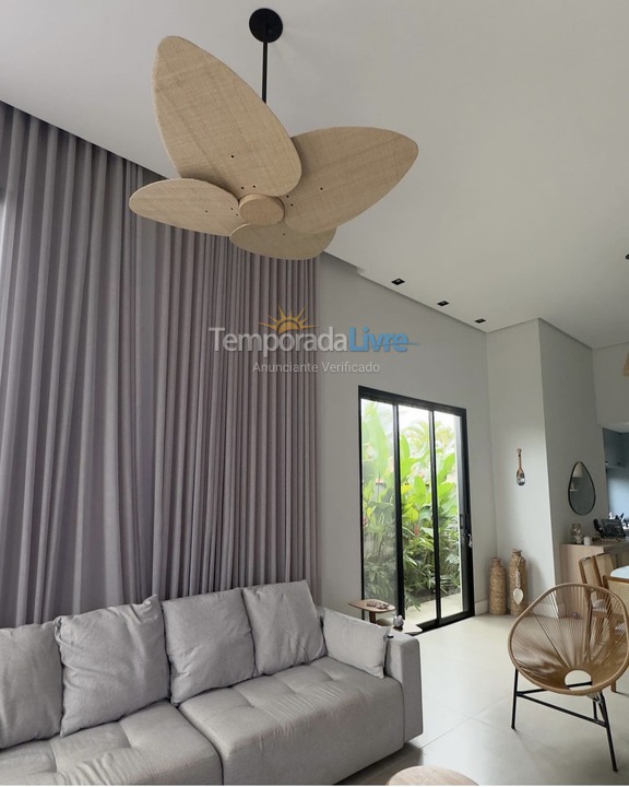 Casa para alquiler de vacaciones em Bertioga (Condominio Morada da Praia)