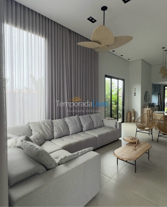 Casa para alquiler de vacaciones em Bertioga (Condominio Morada da Praia)