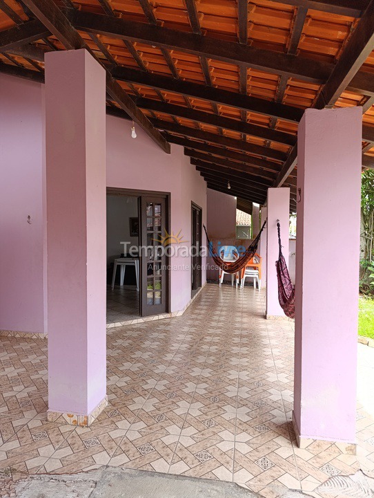 Casa para aluguel de temporada em São Francisco do Sul (Enseada)