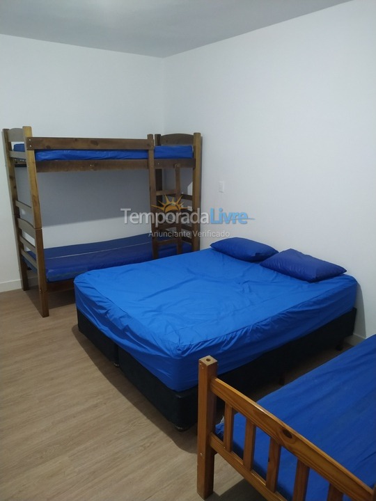 Casa para aluguel de temporada em Ubatuba (Maranduba)