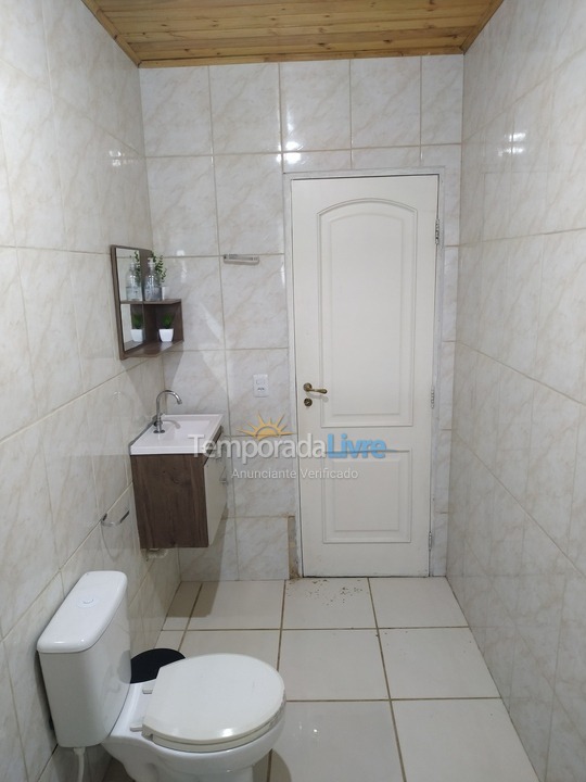 Casa para aluguel de temporada em Ubatuba (Maranduba)