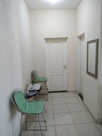 CASA CONFORTÁVEL - 3 SUÍTES COM AR CONDICIONADO