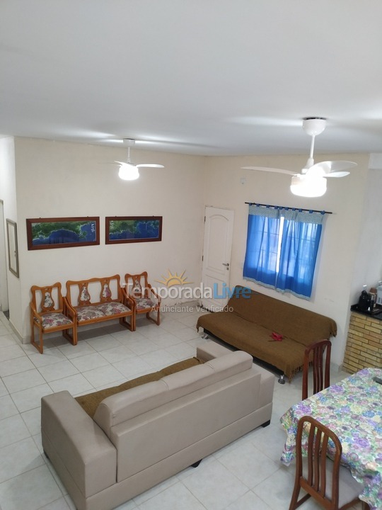 Casa para aluguel de temporada em Ubatuba (Maranduba)