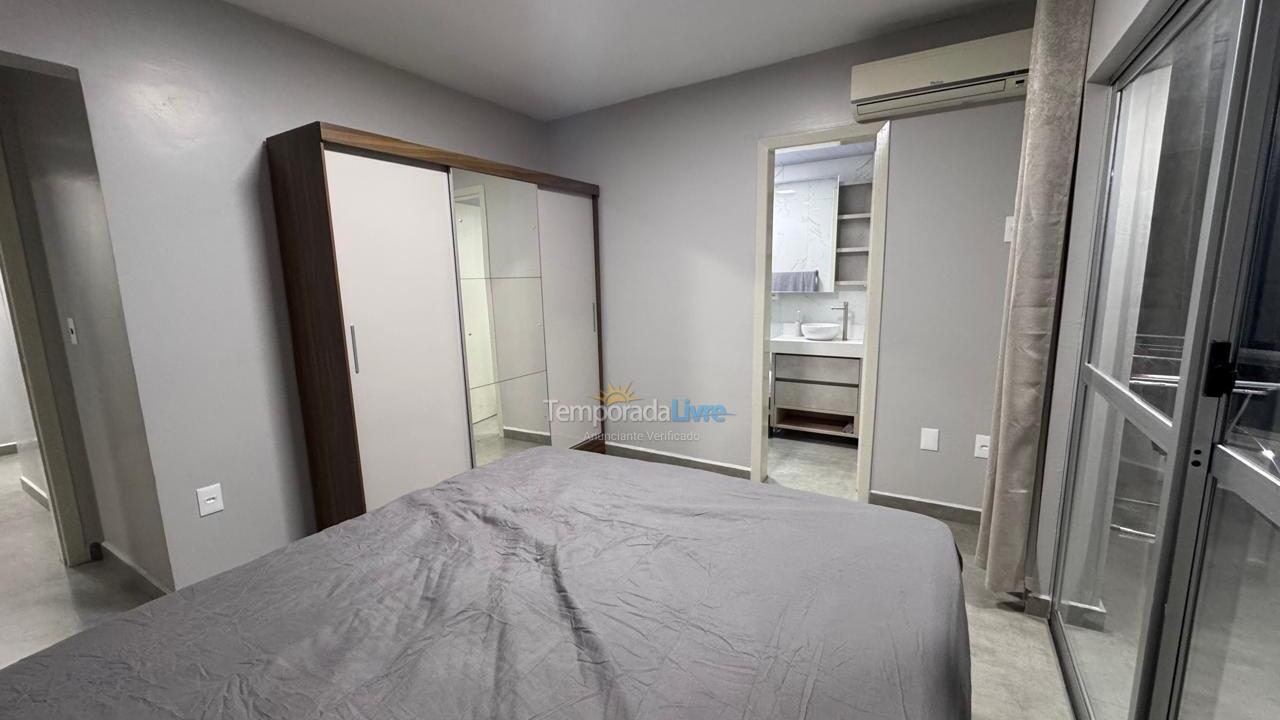 Apartment for vacation rental in Itapema (Meia Praia)