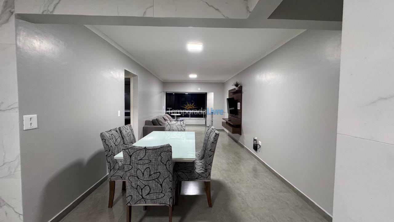 Apartment for vacation rental in Itapema (Meia Praia)