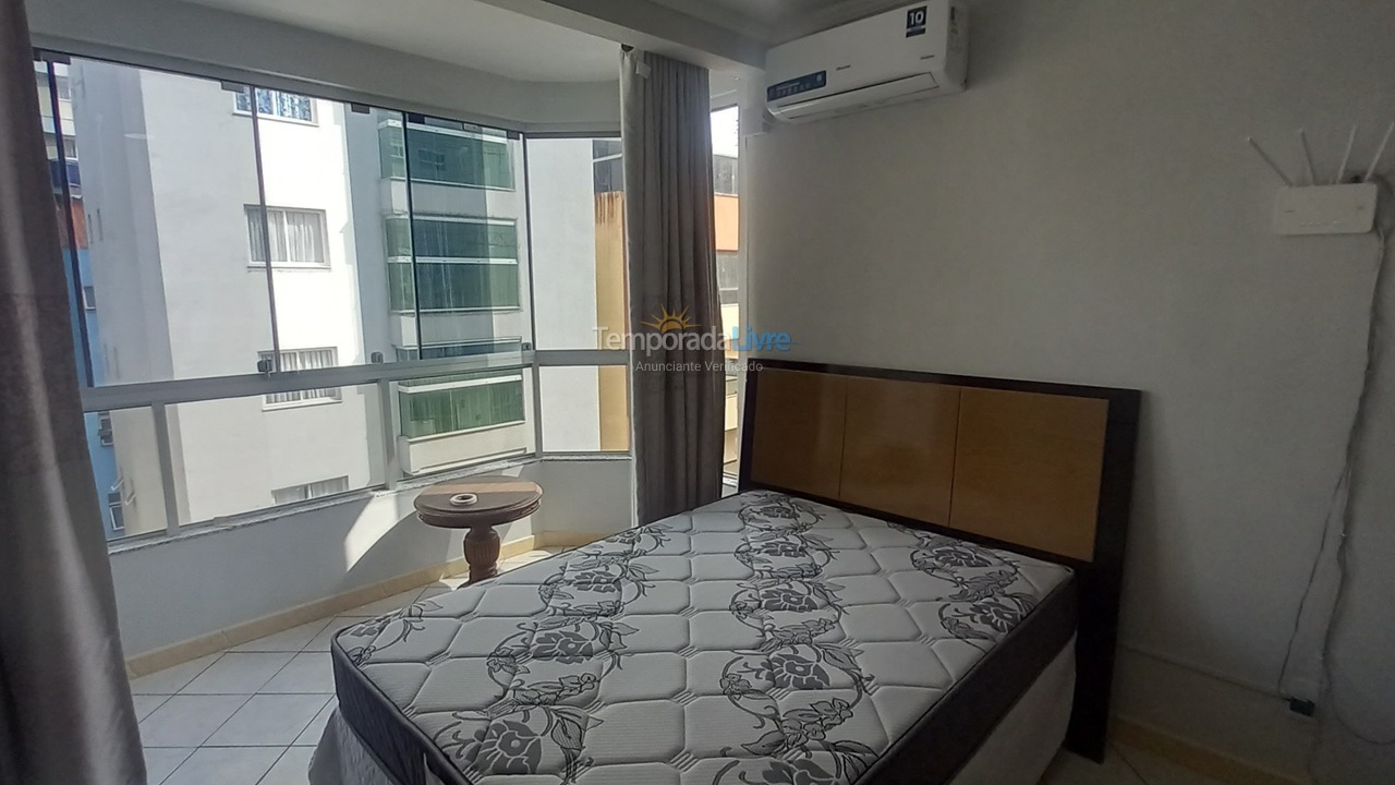 Apartamento para alquiler de vacaciones em Itapema (Meia Praia)