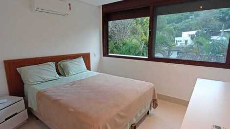 CASA EN CONDOMINIO PÉ NA AREIA EN CAMBURIZINHO