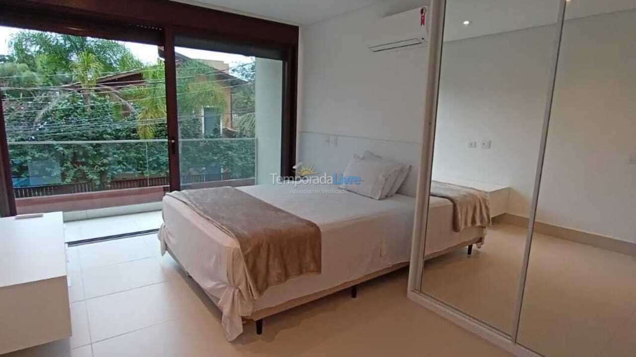 Casa para alquiler de vacaciones em São Sebastião (Barra do Sahy)