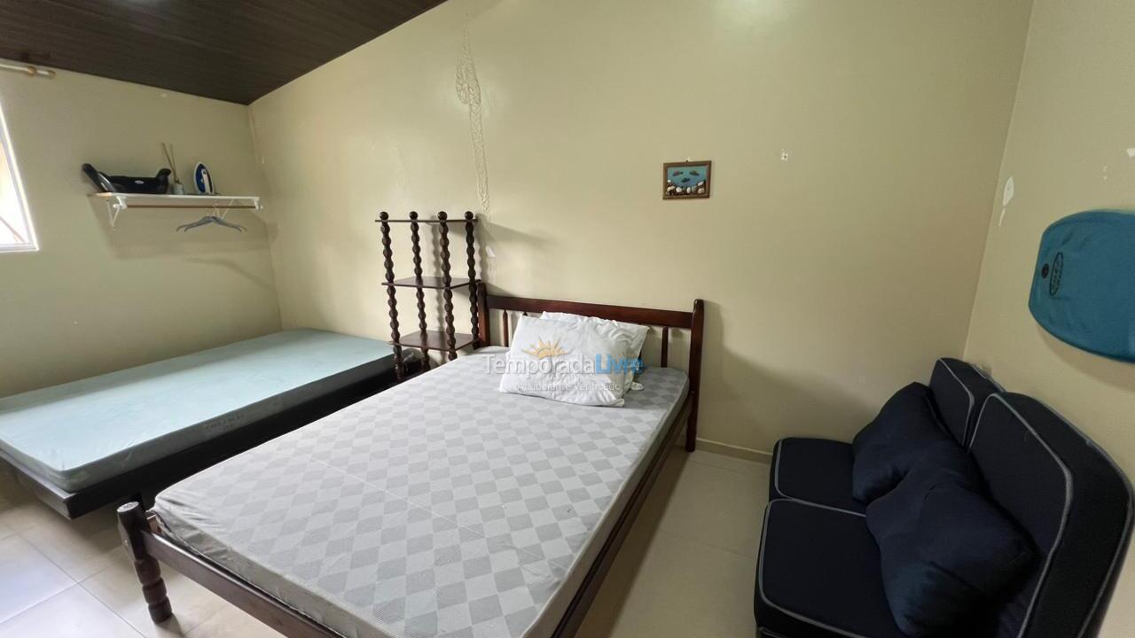 Casa para aluguel de temporada em São Francisco do Sul (Itaguaçu)