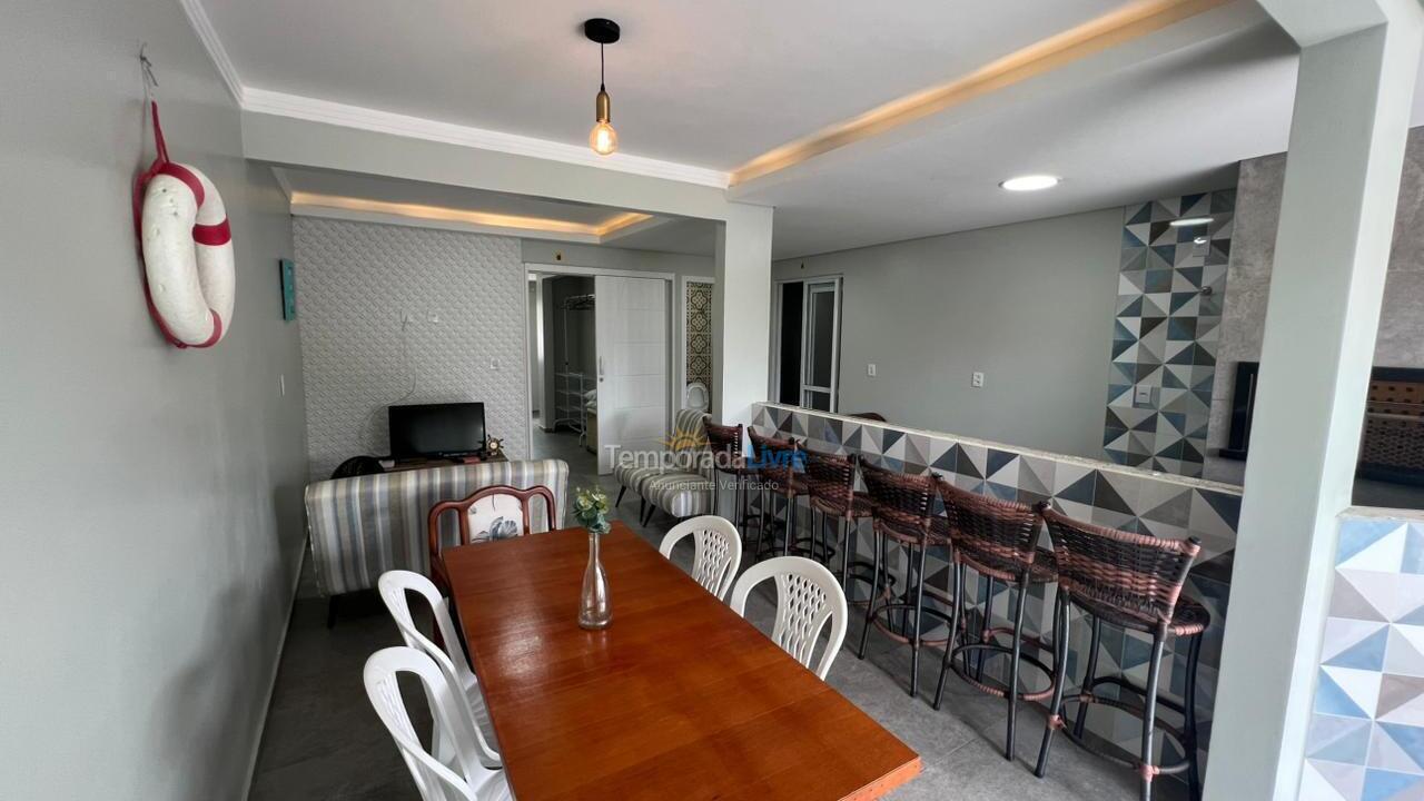 Casa para aluguel de temporada em São Francisco do Sul (Itaguaçu)