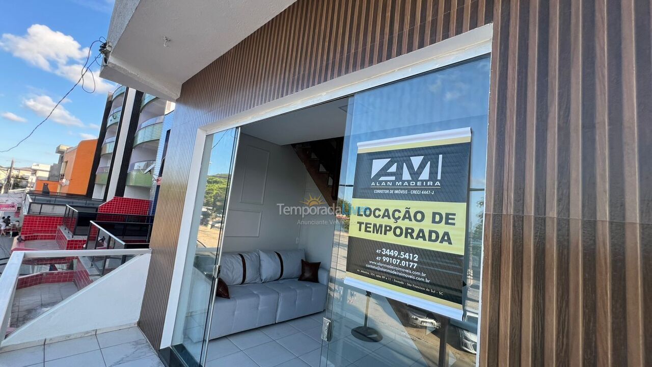 Apartamento para aluguel de temporada em São Francisco do Sul (Enseada)