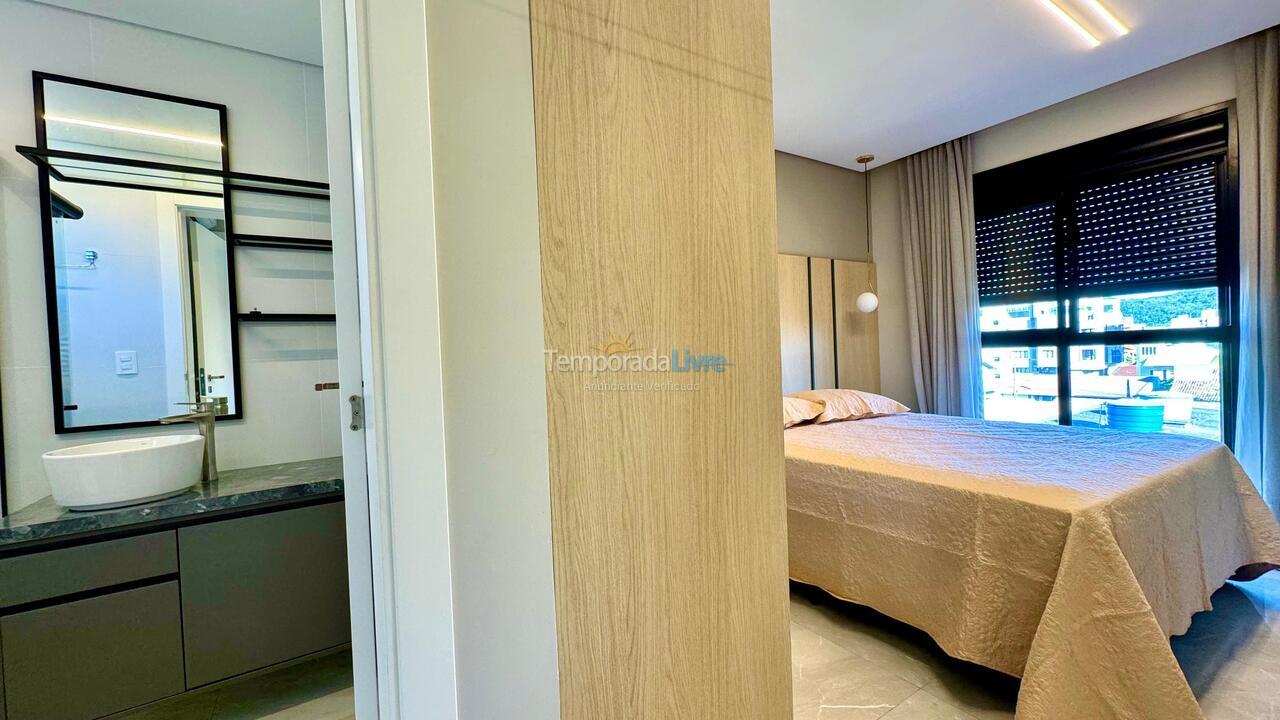 Apartment for vacation rental in Bombinhas (Canto Grande)