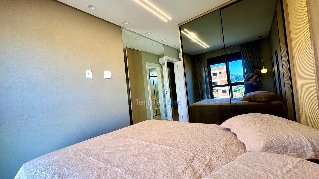 Apartment for vacation rental in Bombinhas (Canto Grande)