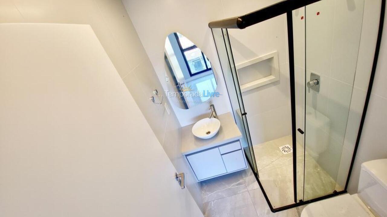 Apartment for vacation rental in Bombinhas (Canto Grande)