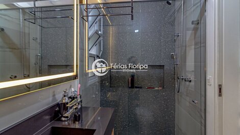 Conforto e Lazer a Poucos Passos da Praia do Campeche