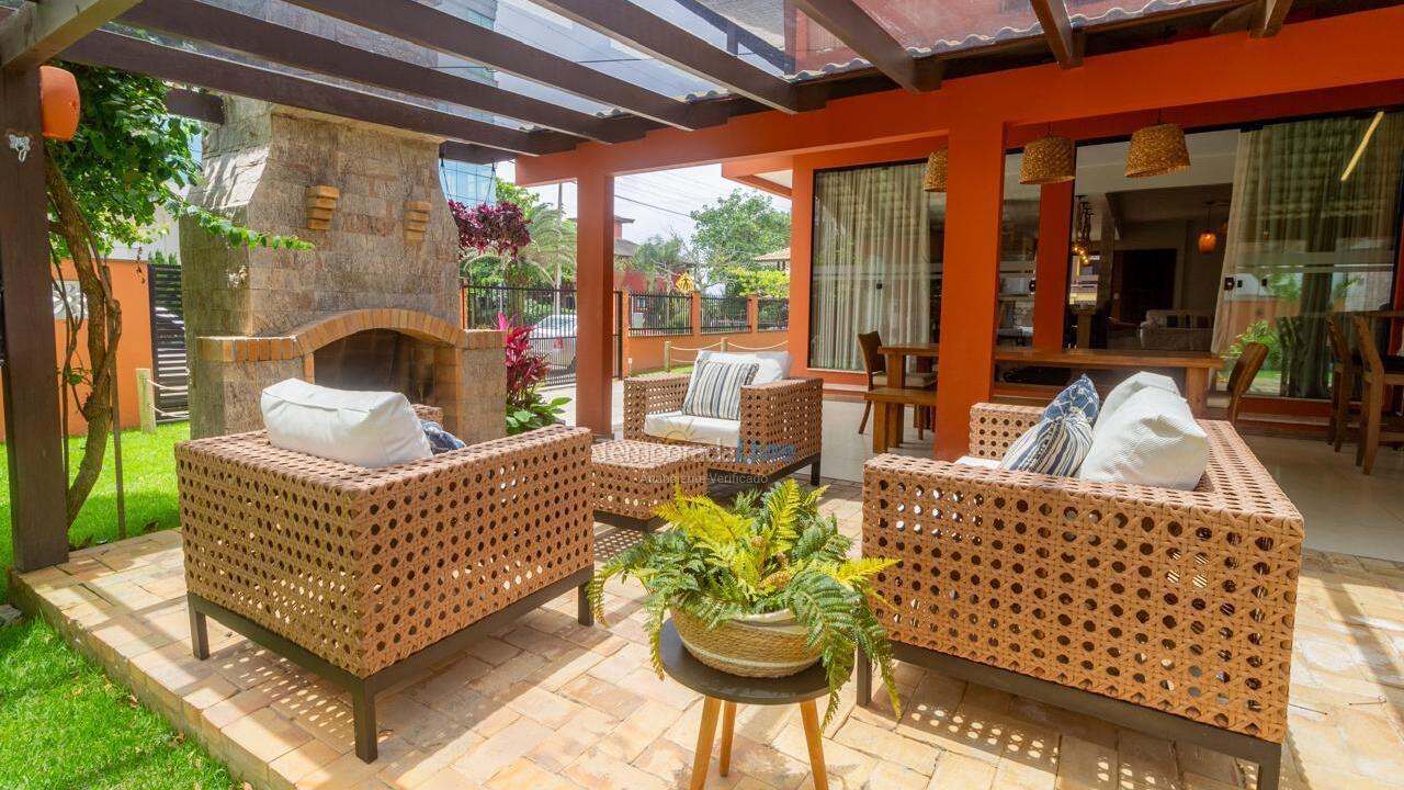 Casa para aluguel de temporada em Bombinhas (Mariscal)