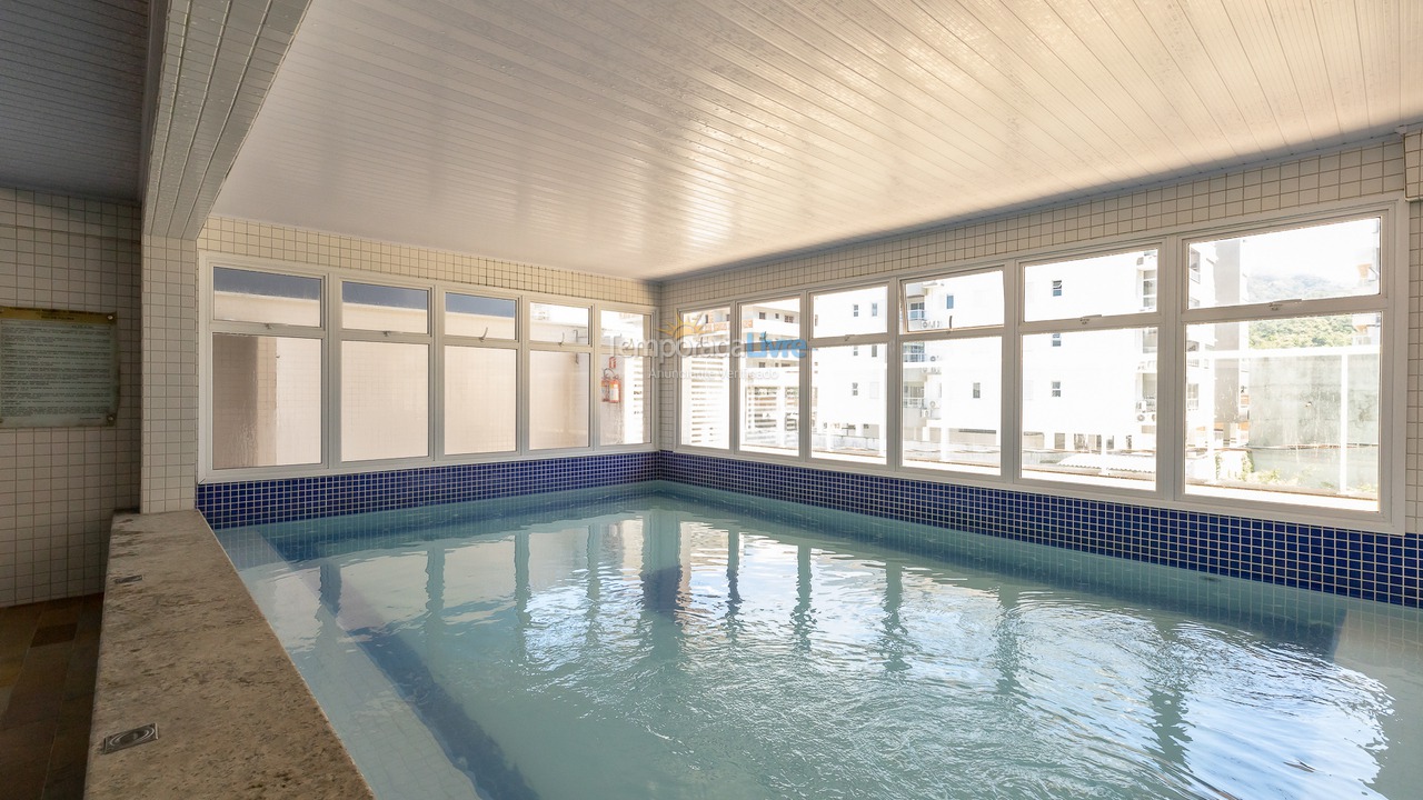 Apartamento para aluguel de temporada em Ubatuba (Praia das Toninhas)