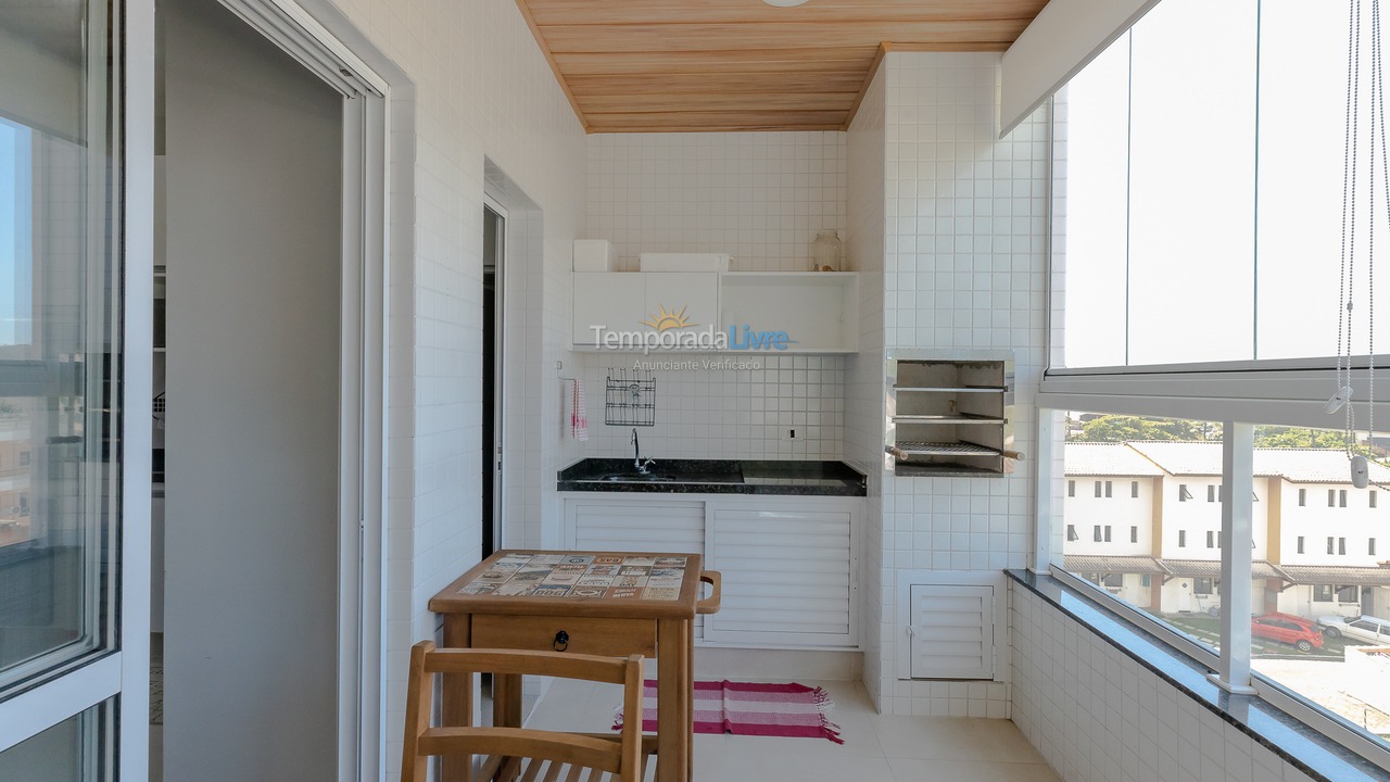 Apartamento para aluguel de temporada em Ubatuba (Praia das Toninhas)