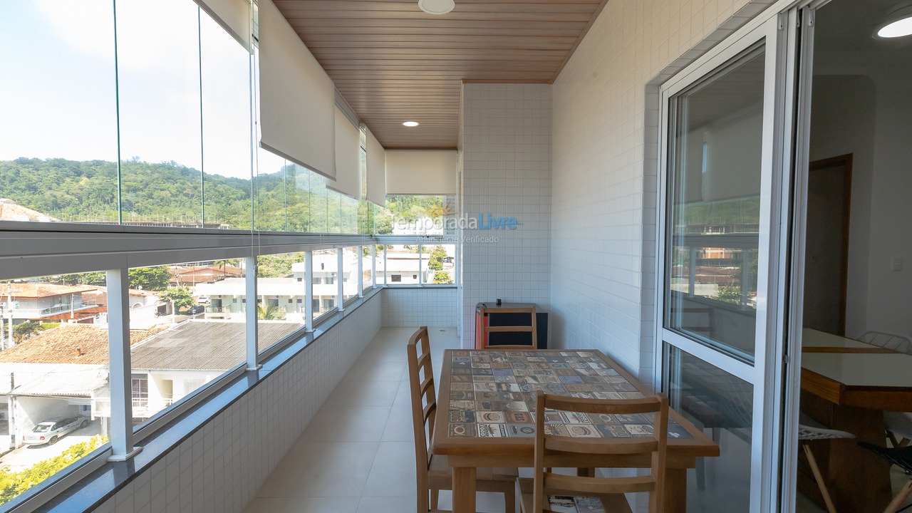 Apartamento para aluguel de temporada em Ubatuba (Praia das Toninhas)