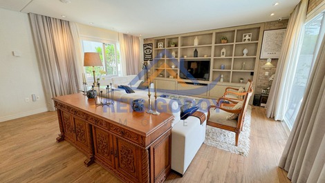 Linda Mansão Condomínio Fechado Canasvieiras Florianópolis