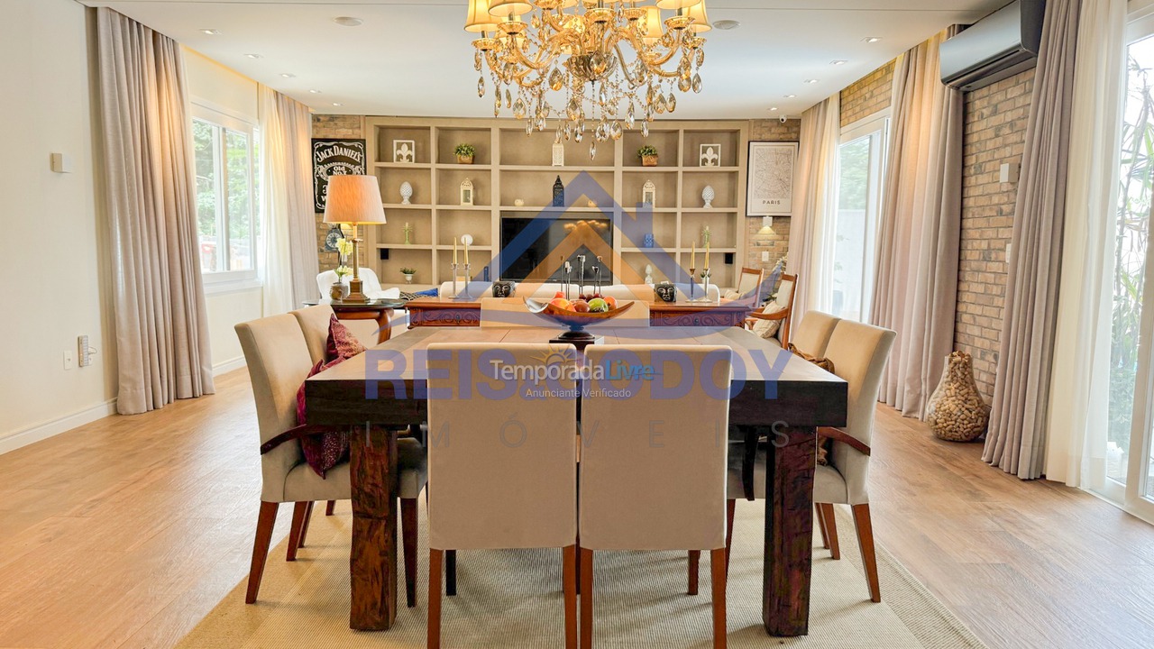 Casa para aluguel de temporada em Florianopolis (Canasvieiras)