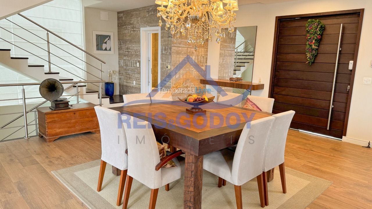 Casa para aluguel de temporada em Florianopolis (Canasvieiras)