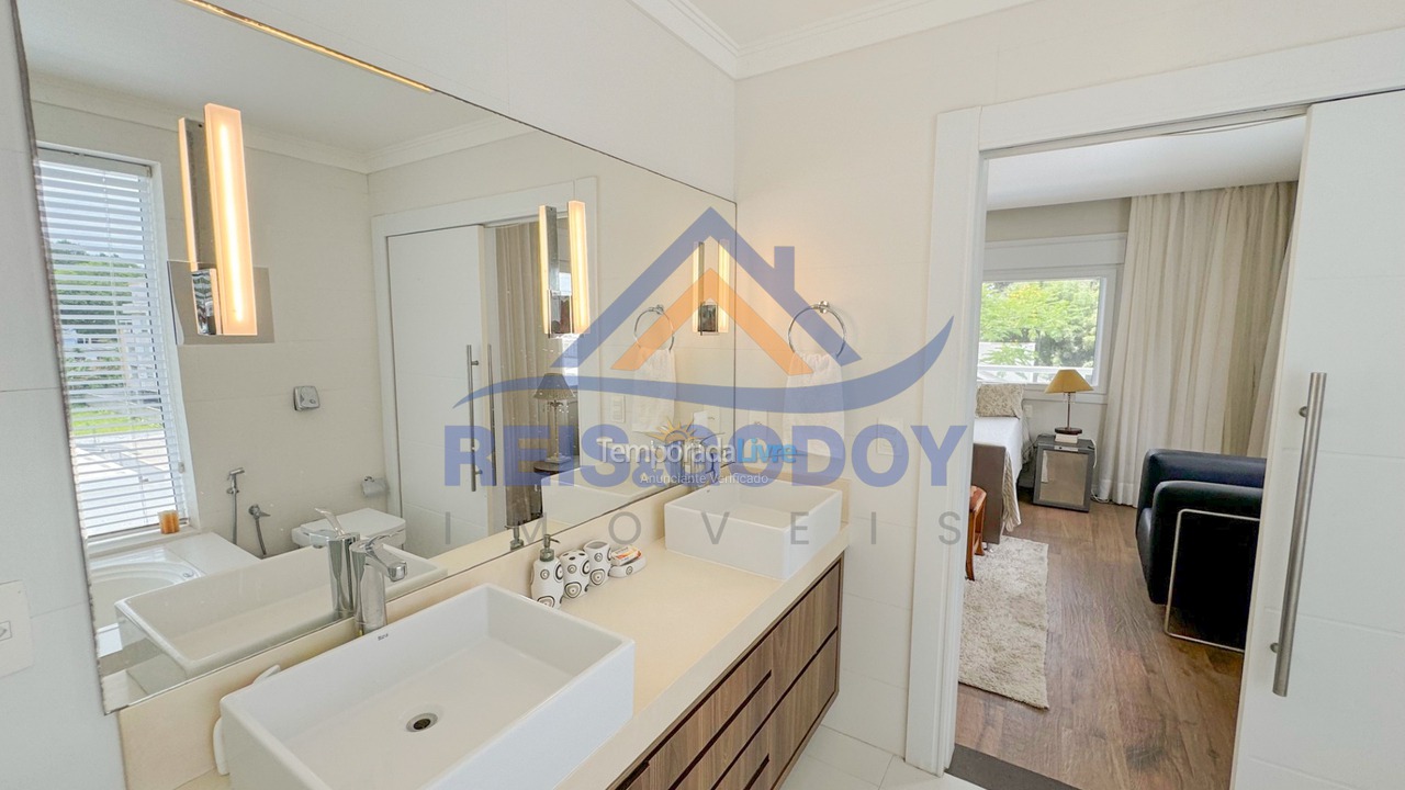 Casa para aluguel de temporada em Florianopolis (Canasvieiras)