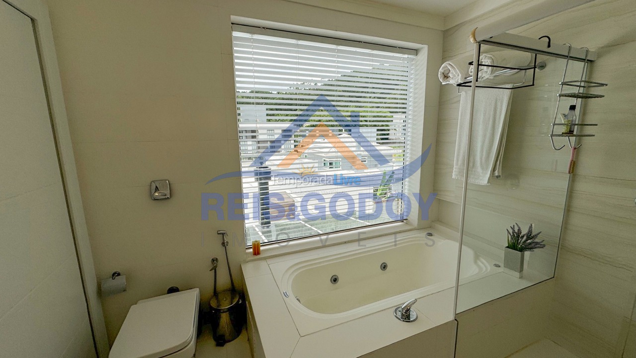 Casa para aluguel de temporada em Florianopolis (Canasvieiras)