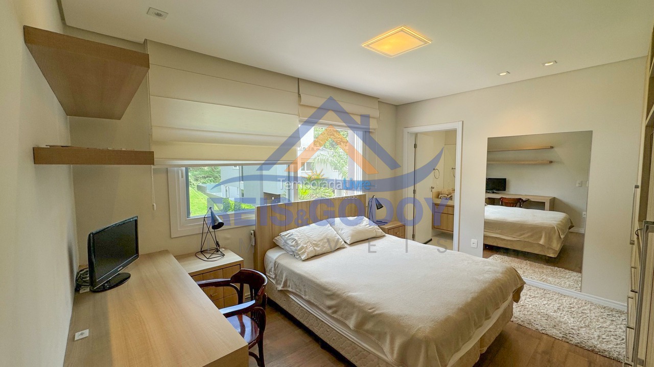 Casa para aluguel de temporada em Florianopolis (Canasvieiras)