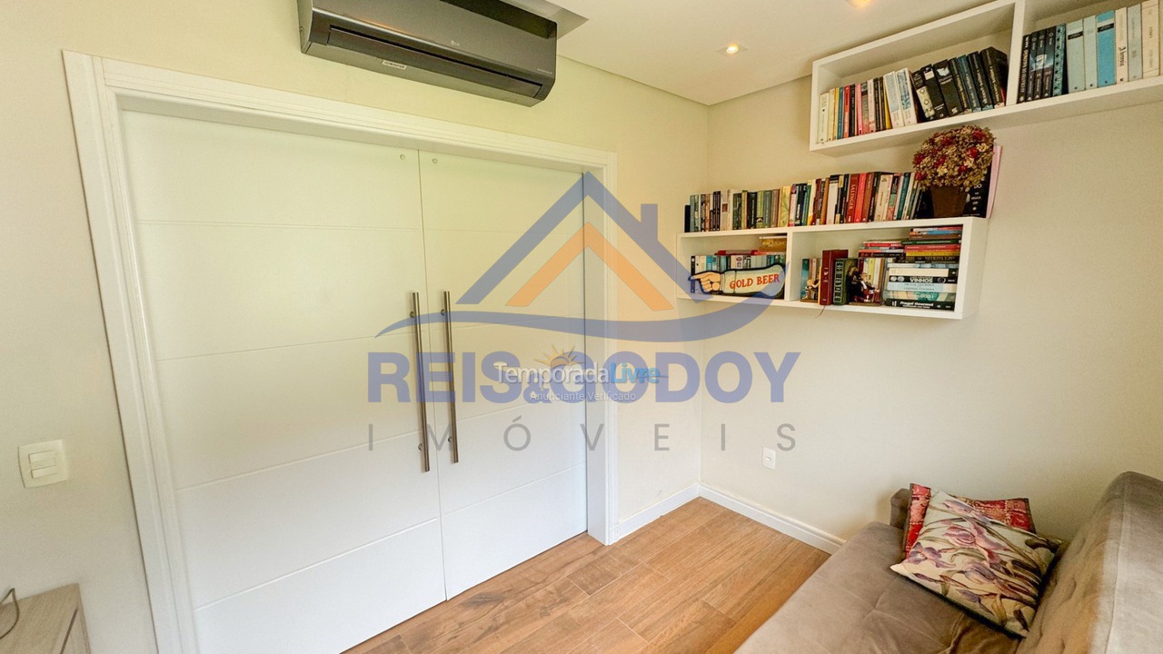 Casa para aluguel de temporada em Florianopolis (Canasvieiras)