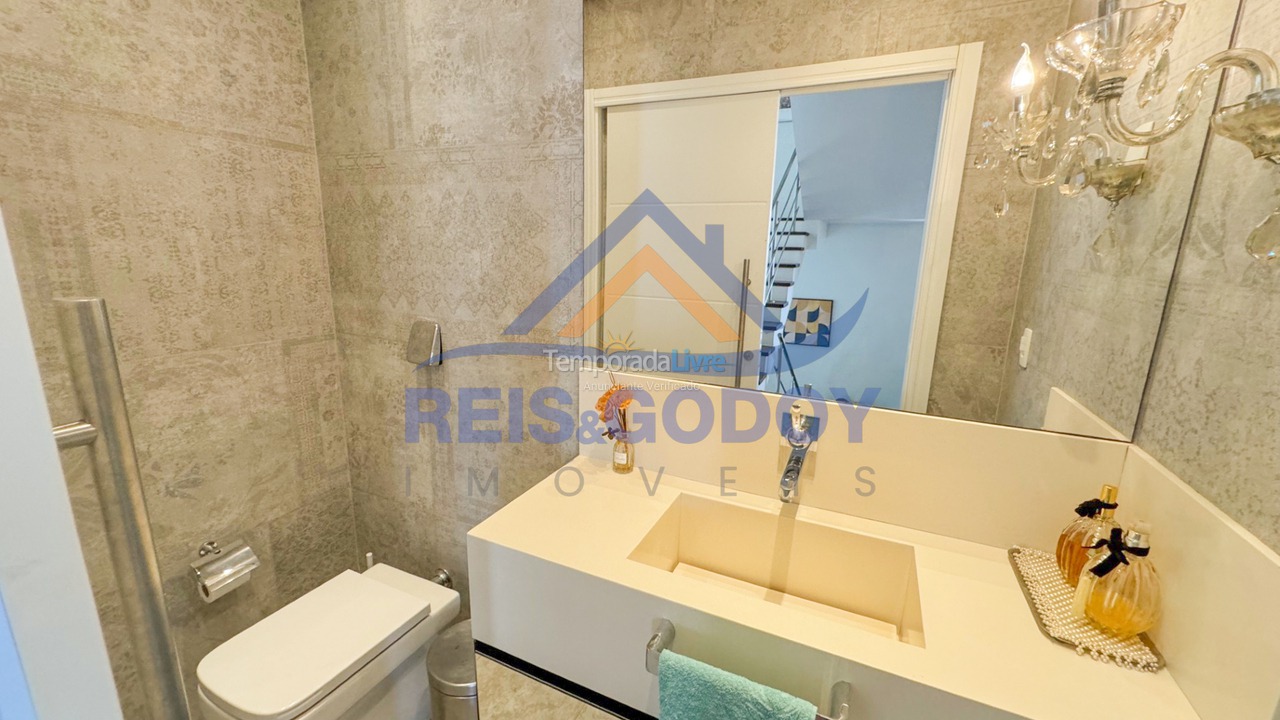 Casa para aluguel de temporada em Florianopolis (Canasvieiras)