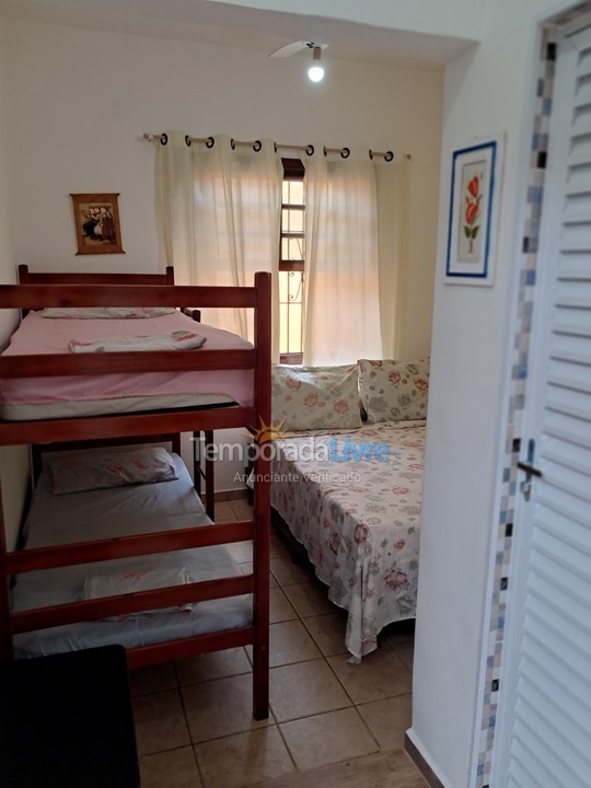 Casa para aluguel de temporada em Peruíbe (Ribamar)