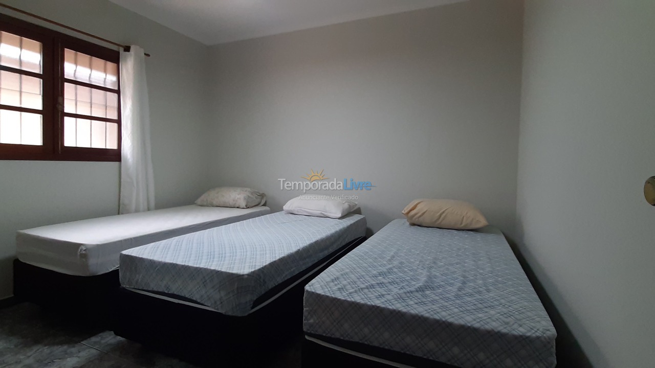 Casa para aluguel de temporada em Ubatuba (Horto Florestal)