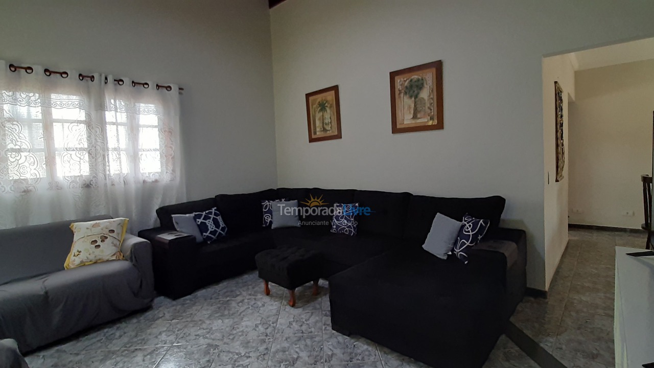 Casa para aluguel de temporada em Ubatuba (Horto Florestal)